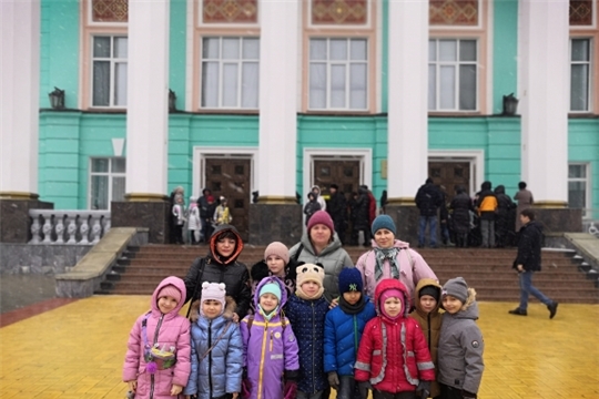Посещение русского драматического театра