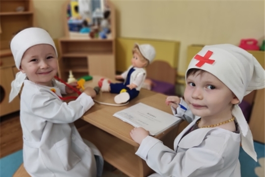 Значение сюжетно-ролевой игры для детей от 3–4 лет младшего дошкольного возраста