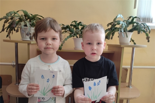 Рисование ватными палочками