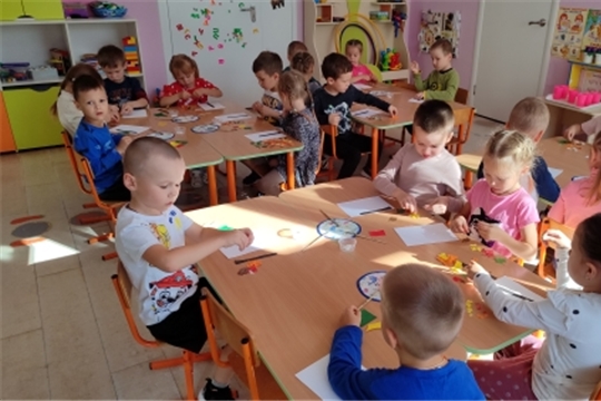 Аппликация "Осеннее дерево"