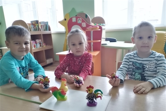 Петушок из природного материала