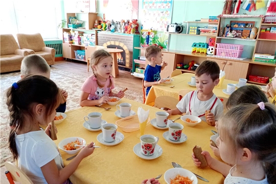 Готовим овощные салаты
