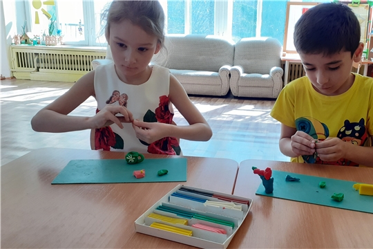 Лепим из пластилина
