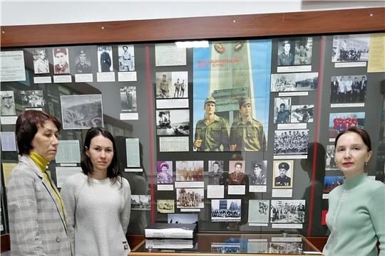 Педагоги посетили зал Боевой Славы