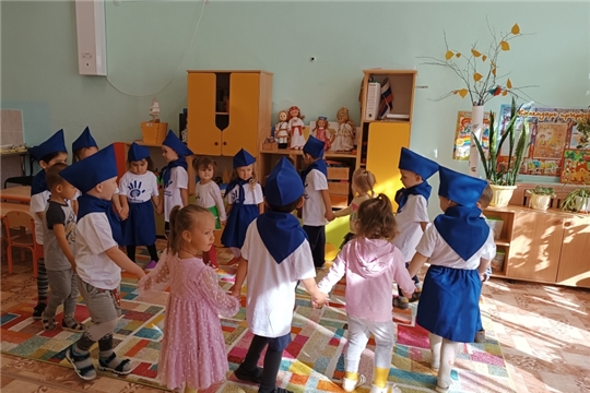 Юные тимуровцы в действии