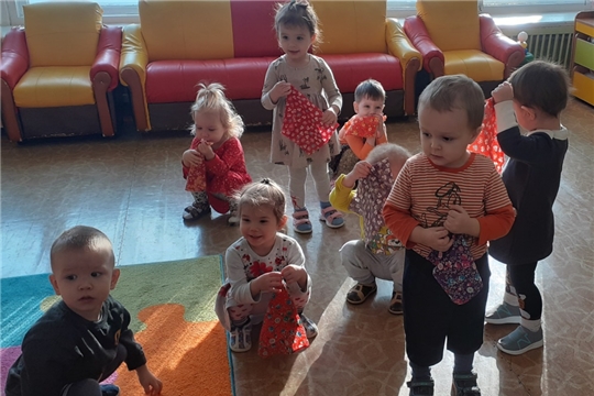 Движение и музыка для карапузика