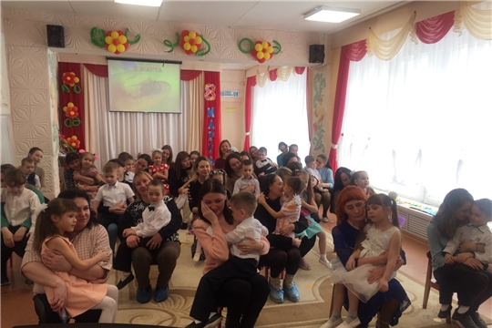 Праздник для мамочек