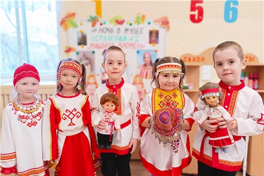 Воспитанники совершили путешествие на виртуальной «Машине времени»