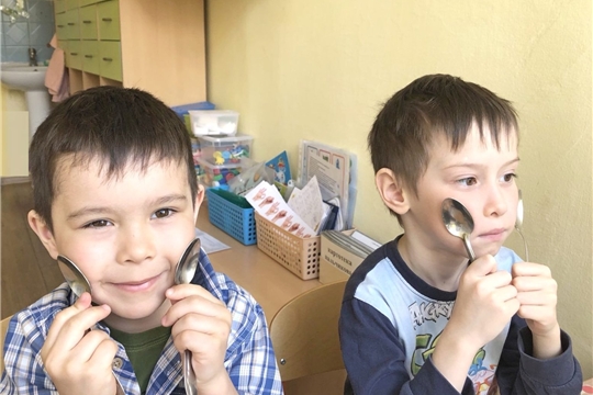 Логопедический массаж ложками