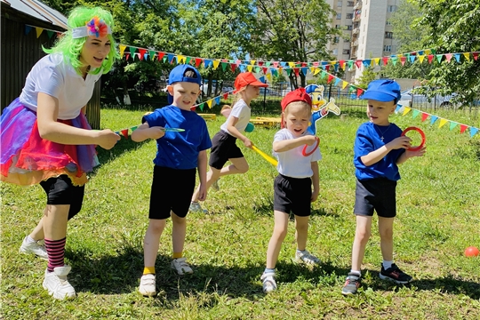 Спортивное развлечение "Волшебная страна спорта, или Приключения Витаминки в детском саду"