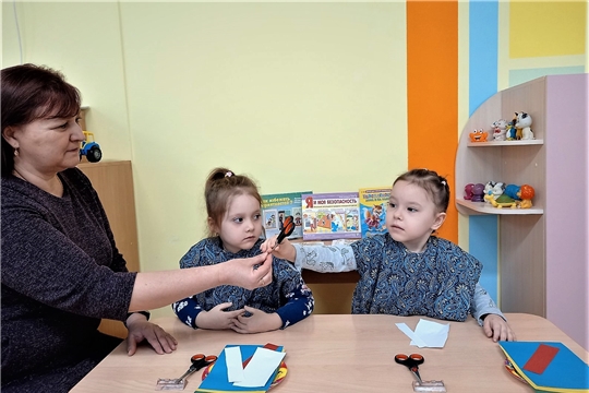 Безопасность дошкольников при работе с ножницами
