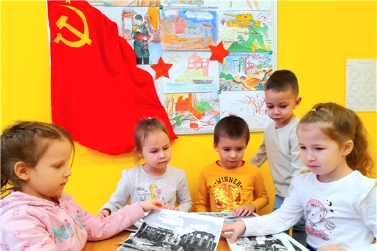 Познавательный час "Сталинград - город герой"