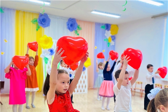 Весенние утренники продолжаются