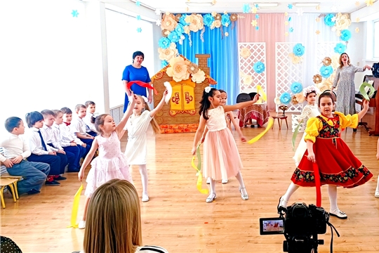 Праздничные мероприятия "Самым милыи, самым любимым" завершились