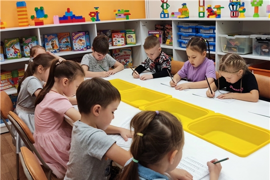 Школа королевы Геры. 