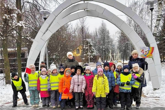 По родному краю с рюкзаком шагаю