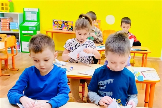 Школа королевы Геры. Пирамидка