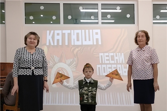 Вспоминаем песни военных лет