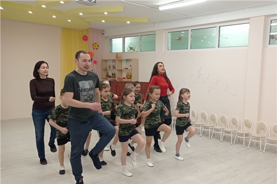  Готовимся к Параду дошколят