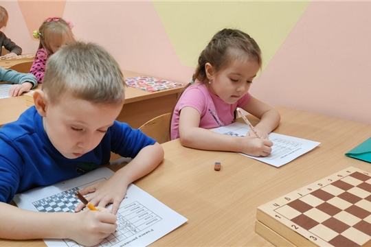  Играем в шахматы