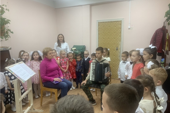 Праздничный концерт "Я сердце детям отдаю"