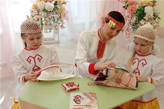  День чувашской вышивки