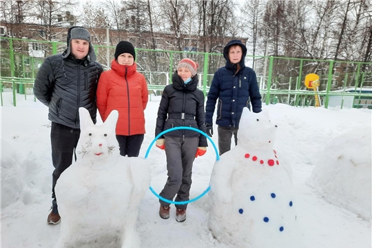 Акция "Снежные фигуры детям"