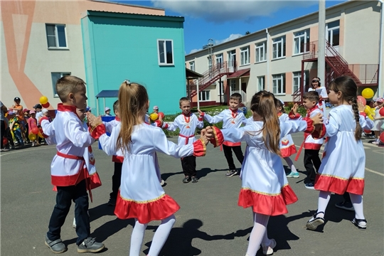  В детском саду прошли мероприятия, посвященные празднованию Дня Республики