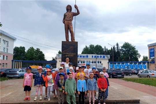 По родному краю с рюкзаком шагаю! Экскурсии дошколят в летний период.