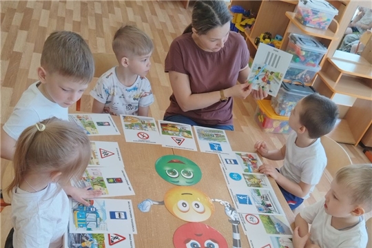 Помощники на дороге
