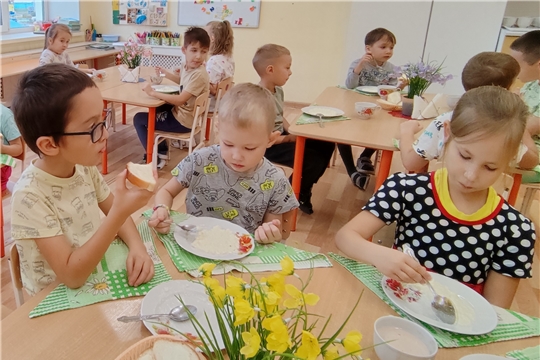 Завтрак дошкольников