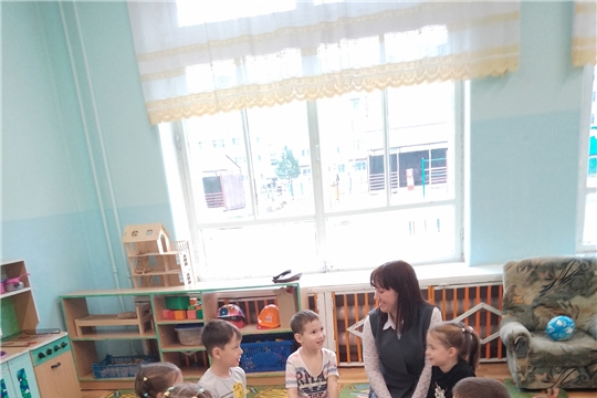 В подготовительных группах "Вишенки", "Умка" с воспитанниками состоялось тренинговое занятие "Узнай себя".