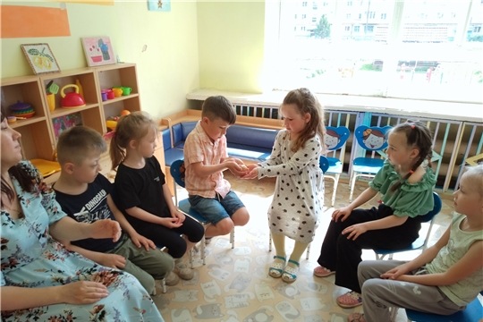 Коррекционно-развивающее занятие по подготовке к школе в подготовительной группе "Умка"