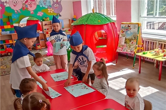 "Тимуровские движения"