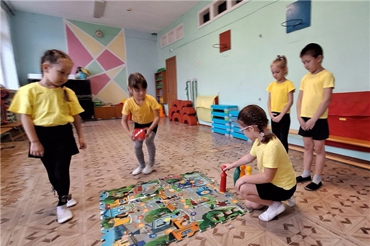 Дети 6-7 лет любят играть в игры ходили и вспоминают ПДД.