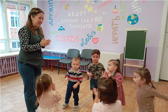 Занятие по дополнительной образовательной услуге "Песочная сказка"
