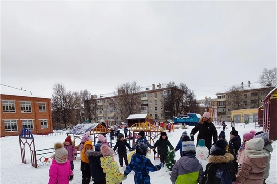 Подвижные игры укрепляют здоровье.