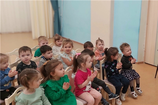 Занятие музыкой развивают детей.