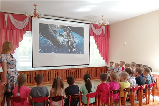 Третий космонавт – А.Г. Николаев