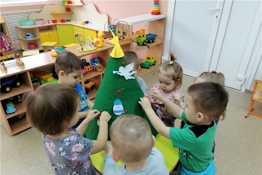 12 декабря 2022 года. Елка в гости к нам пришла