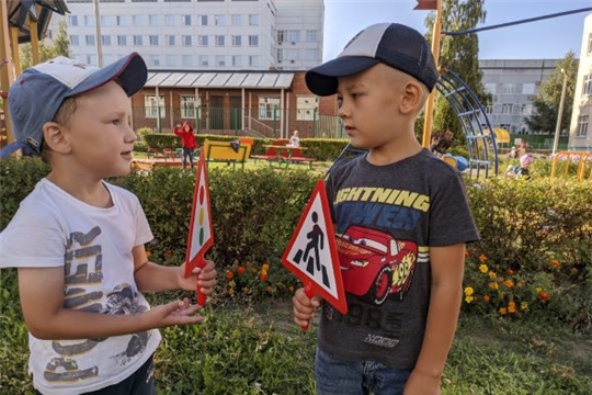 Обучение правилам дорожного движения в детском саду