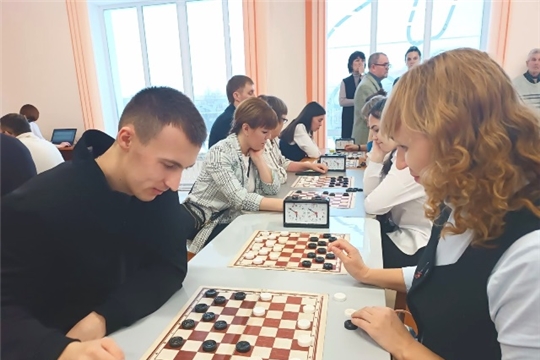 Соревнования по шашкам