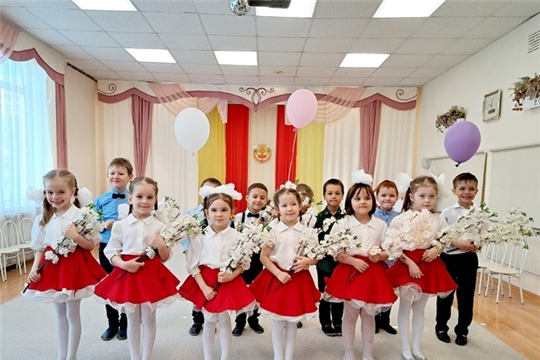 Праздник весны и труда