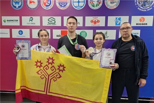 Две медали на чемпионате и первенстве мира по мас-рестлингу