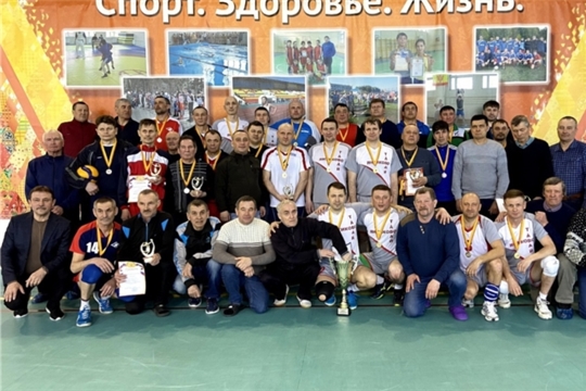 Турнир Янтиковского муниципального округа по волейболу среди ветеранов памяти Владимира Алексеевича Михайлова, руководителя ОАО «Сельхозхимия»