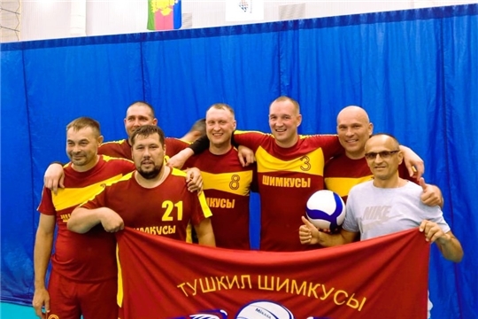 Ветераны волейбольного спорта из Чувашии продемонстрировали отличную командную игру и боевой дух на всероссийских соревнованиях в Анапе