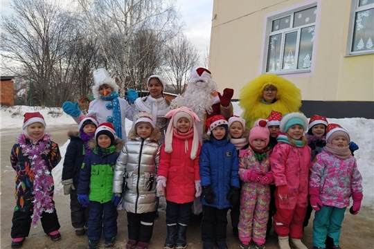 Новогодний флешмоб "Счастье. Детство. Новый год!"