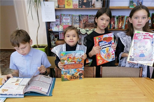 Литературный калейдоскоп книжных  новинок в библиотеках района