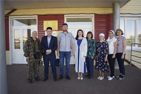 Участники комплексной экспедиции ИЯЛИ им.Г.Ибрагимова АН РТ в селе Токаево
