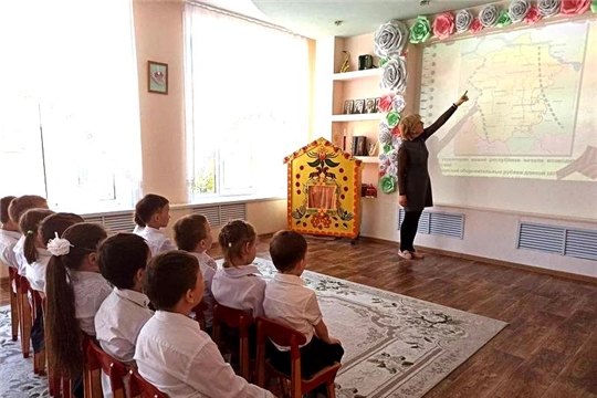 Познавательный час "Подвиг в тылу"